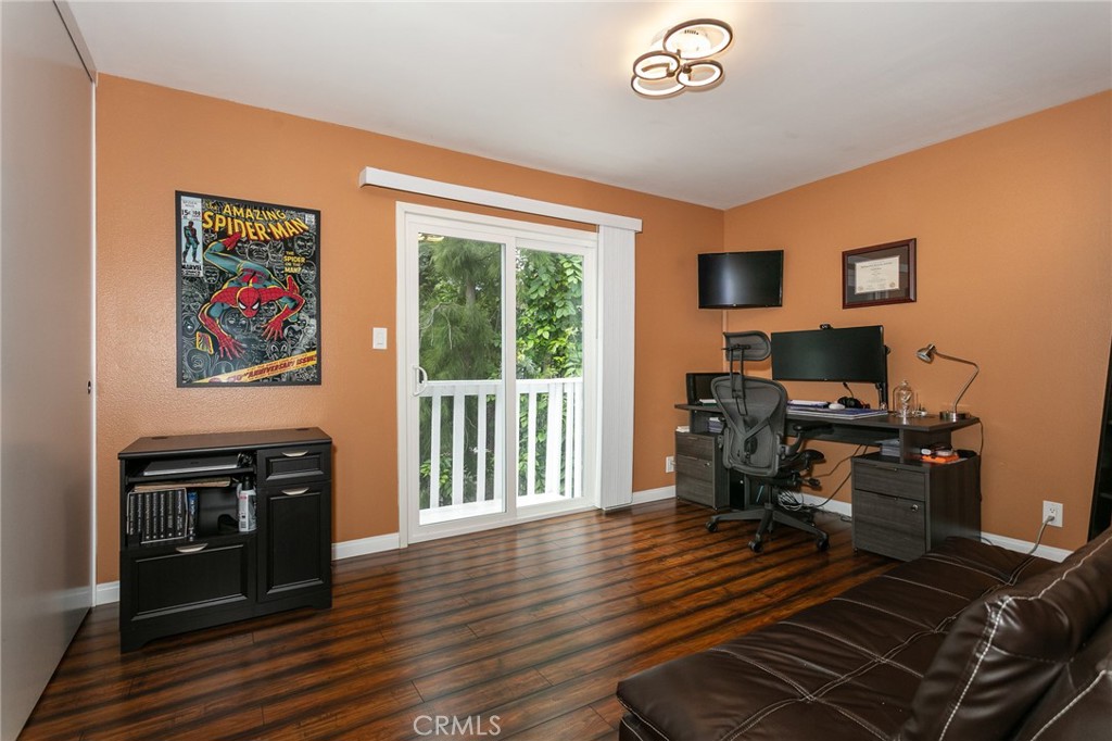 20925 Almazan Road Property Photo 28