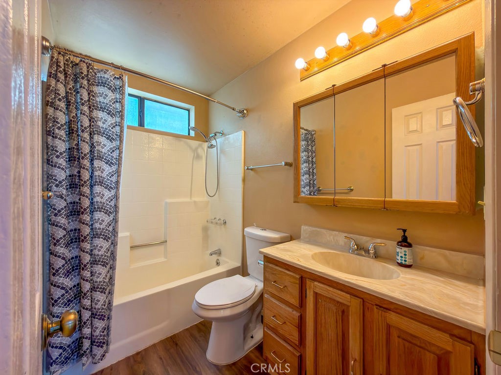 1812 Poplar Property Photo 9