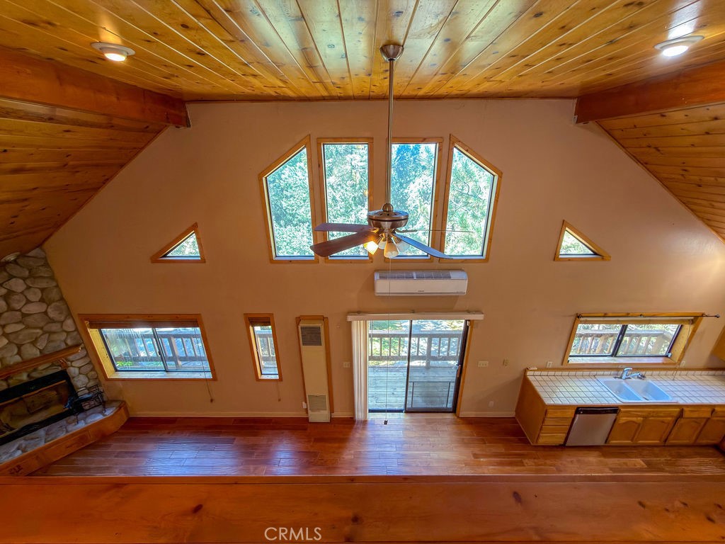 1812 Poplar Property Photo 11