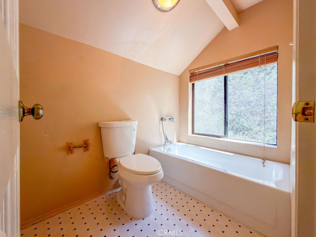 1812 Poplar Property Photo 14
