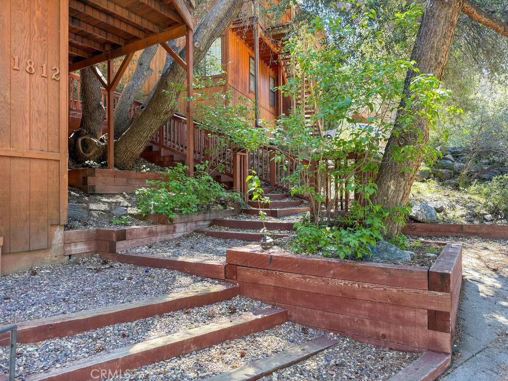 1812 Poplar Property Photo 23