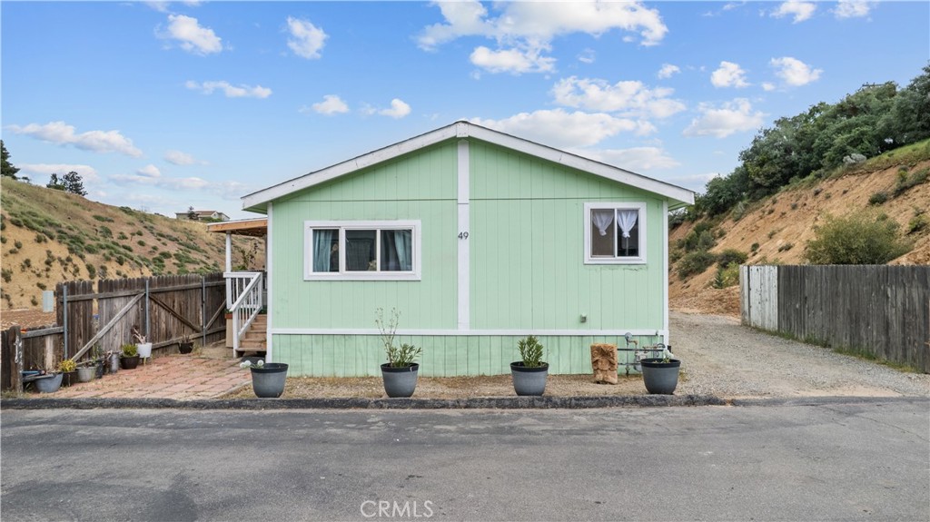 657 Lebec 49 Property Photo 1