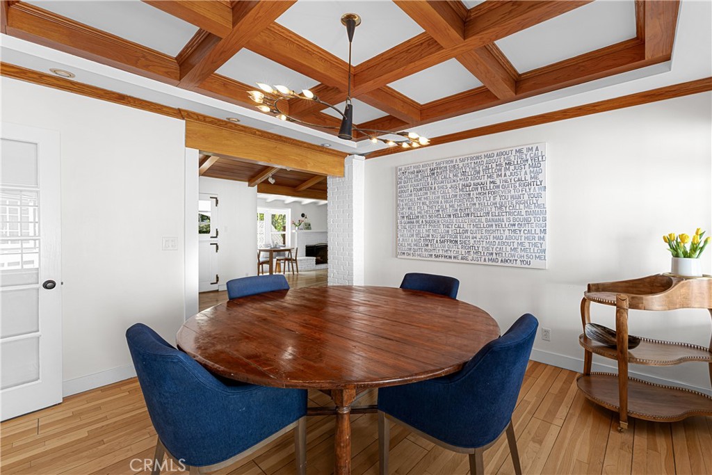 4650 Encino Avenue Property Photo 37