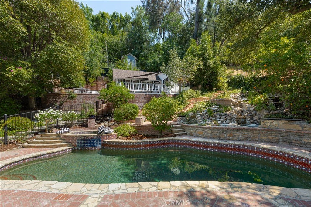 4650 Encino Avenue Property Photo 55