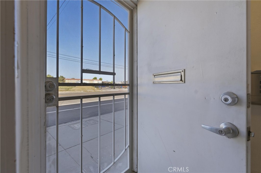 38262 6th E Property Photo 7