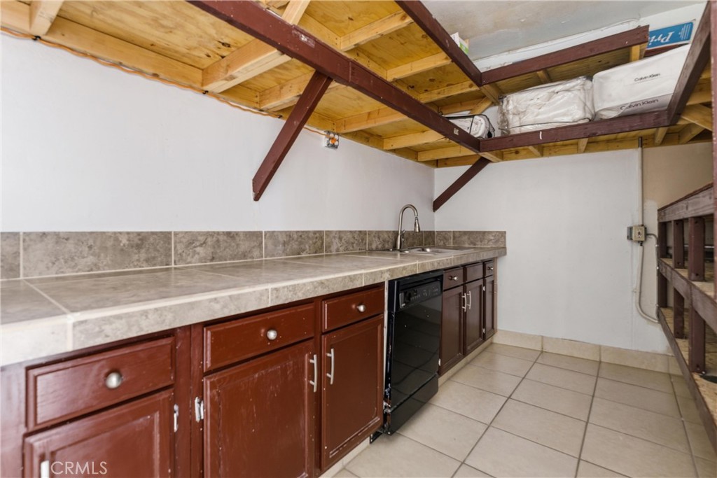 38262 6th E Property Photo 16