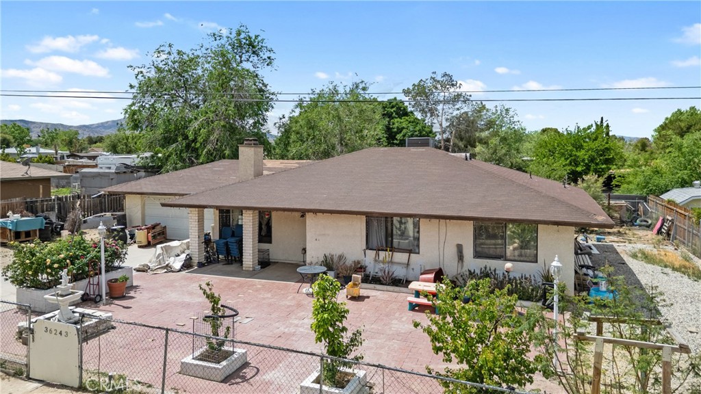 36243 92nd E Property Photo 3