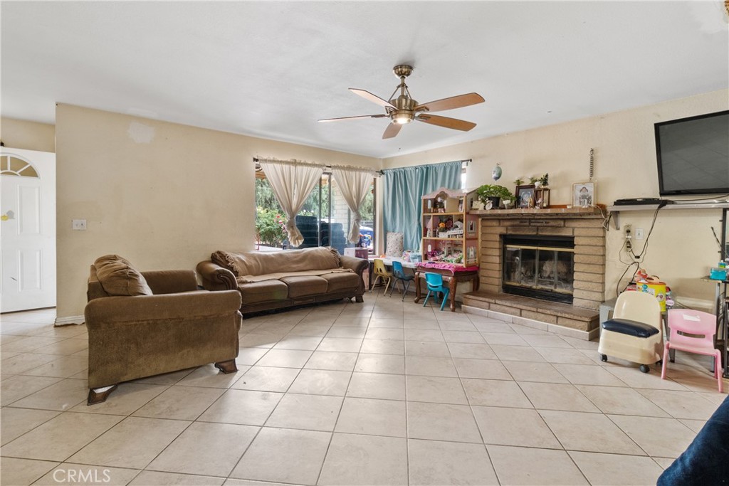36243 92nd E Property Photo 9