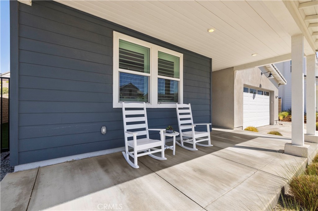 28445 Sunny Ridge Terrace Property Photo 3