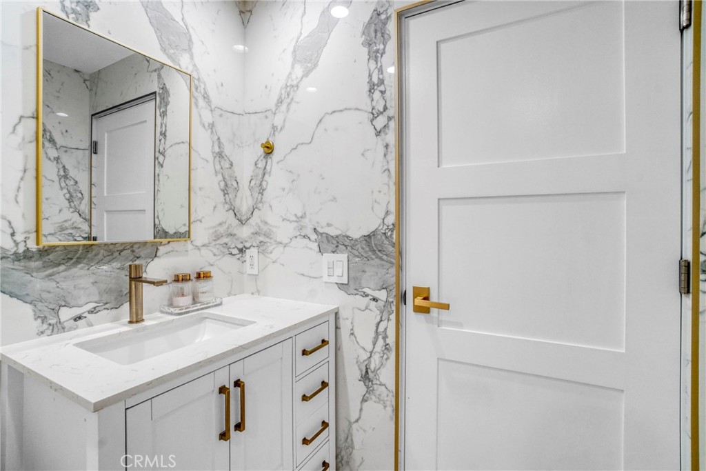14347 Albers 207 Property Photo 12