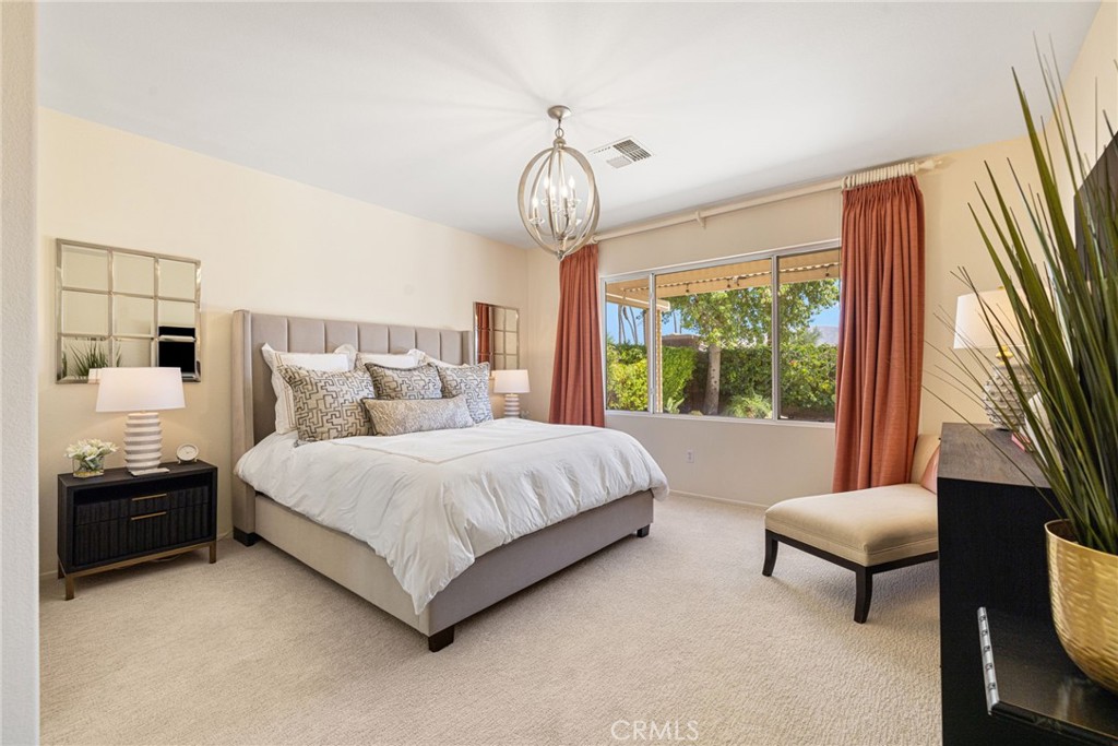 78122 Vinewood Property Photo 31