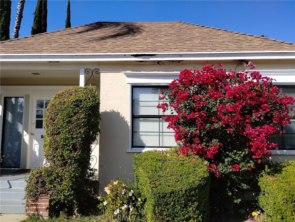 4555 Sherman Oaks Avenue Property Photo 1