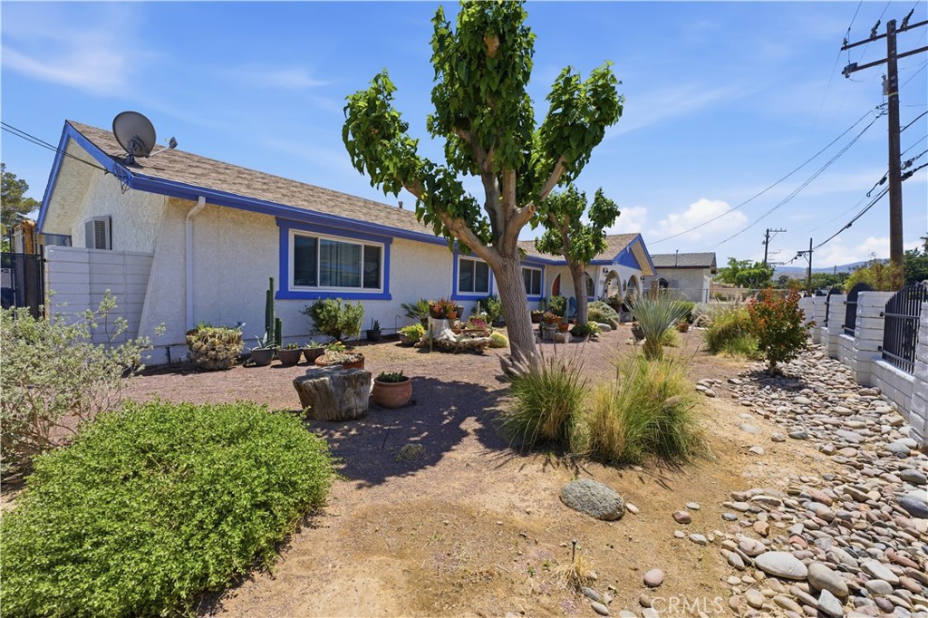 41860 55th W Property Photo 3