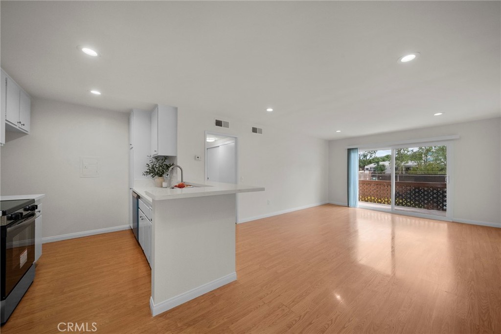 23515 Lyons 253 Property Photo 5