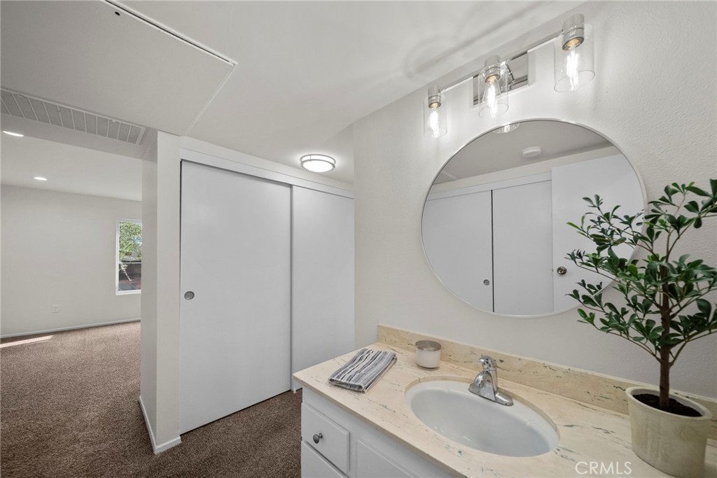 23515 Lyons 253 Property Photo 12