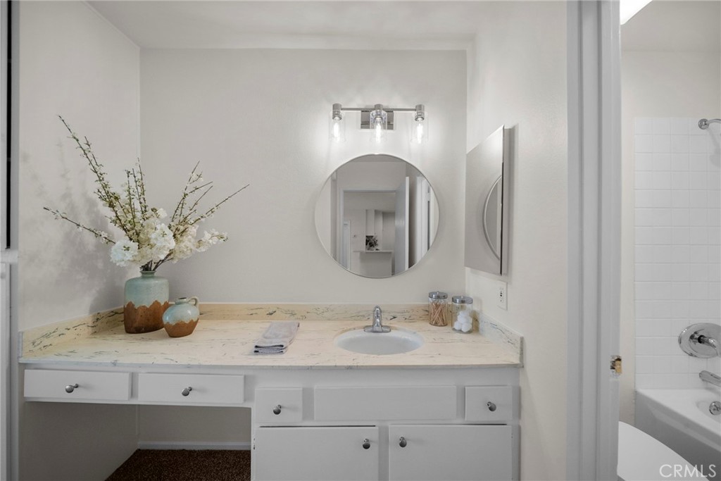 23515 Lyons 253 Property Photo 18