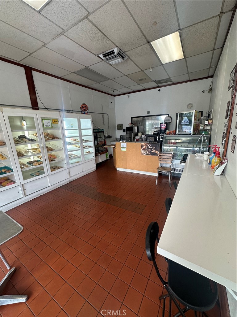 11918 Foothill Blvd Property Photo 3