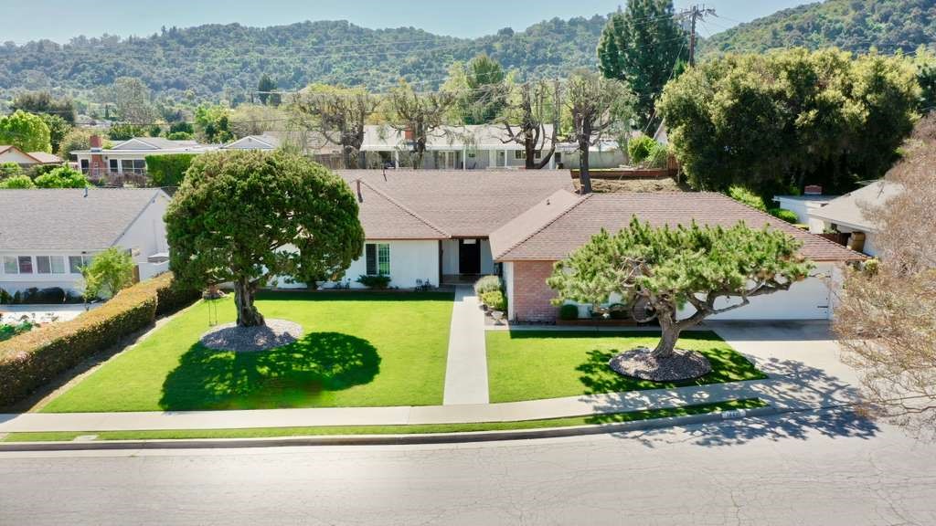 14410 Autumn Moon Property Photo 2