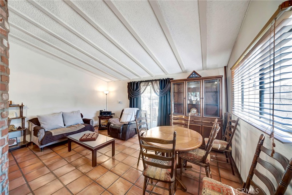1617 Elizabeth Lake Property Photo 16