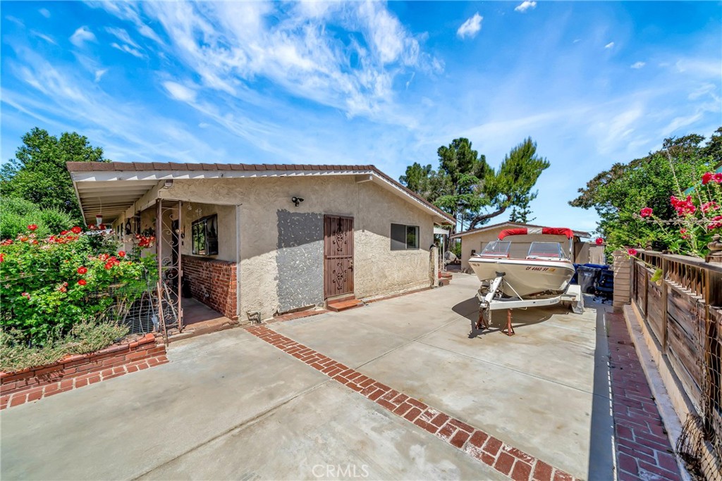 1617 Elizabeth Lake Property Photo 43
