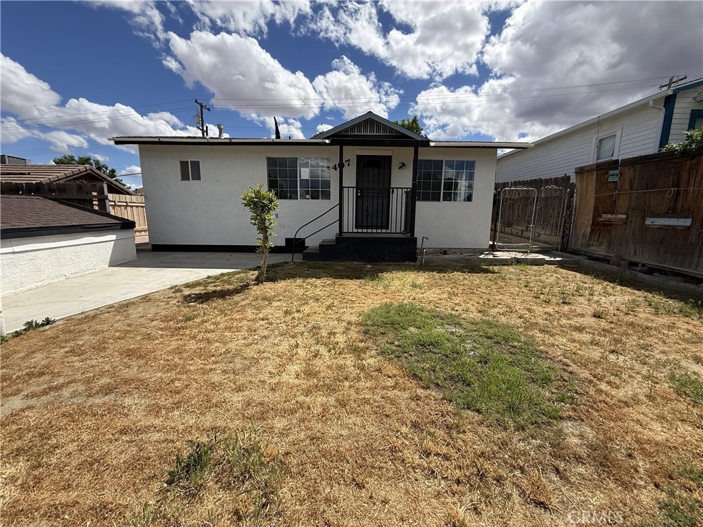 407 E Street Property Photo 2