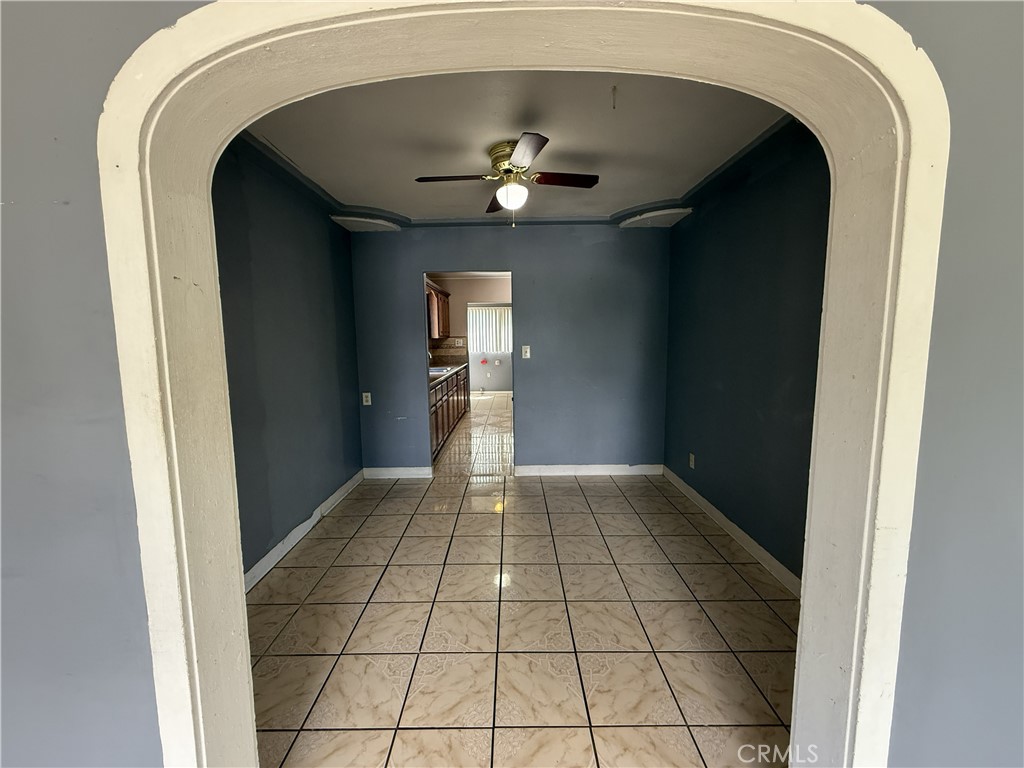 407 E Street Property Photo 17