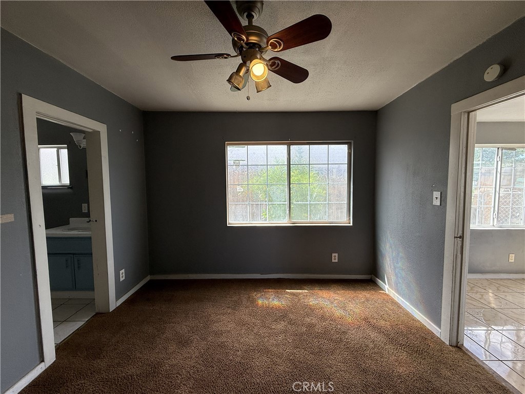 407 E Street Property Photo 24