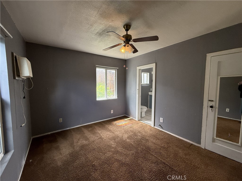 407 E Street Property Photo 31