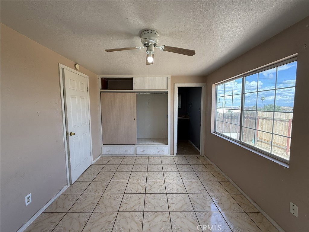 407 E Street Property Photo 33