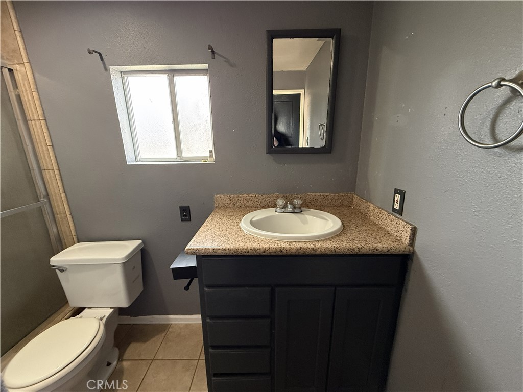 407 E Street Property Photo 34