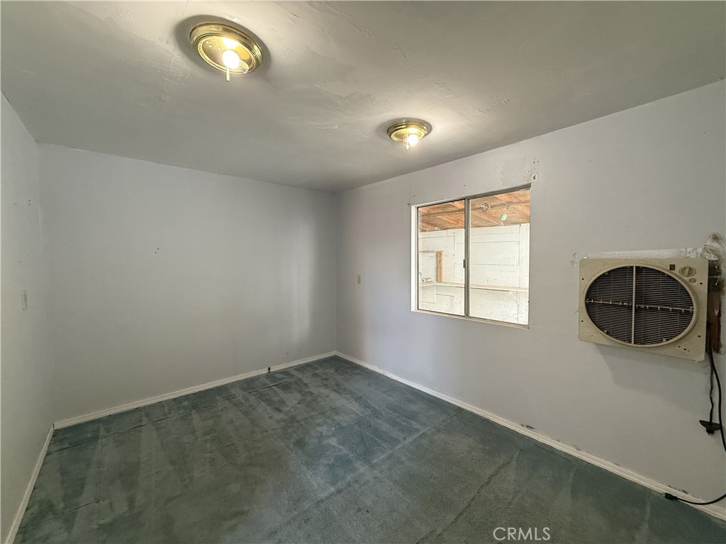 407 E Street Property Photo 39