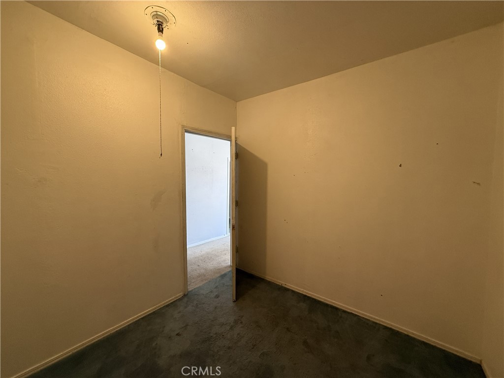 407 E Street Property Photo 42