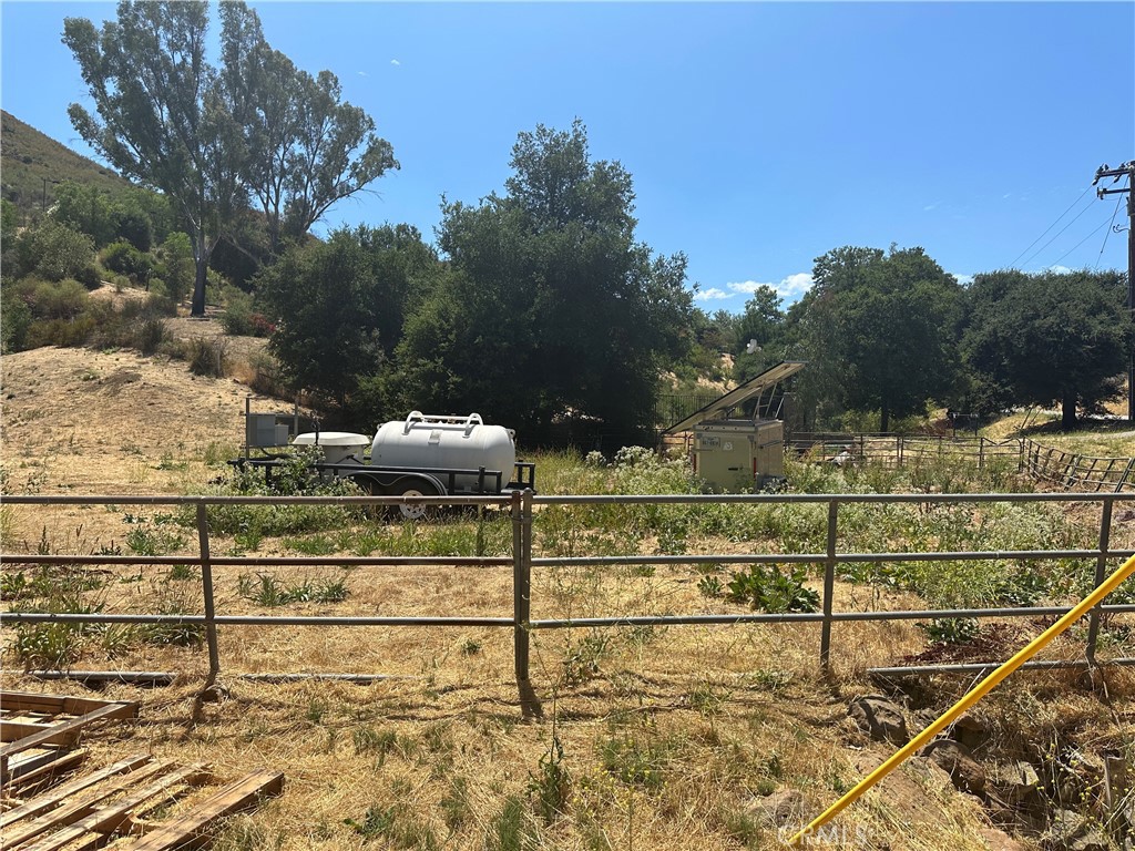 30100 Mulholland Property Photo 8