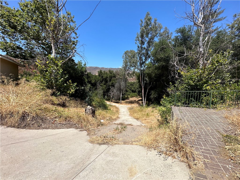 30100 Mulholland Property Photo 14