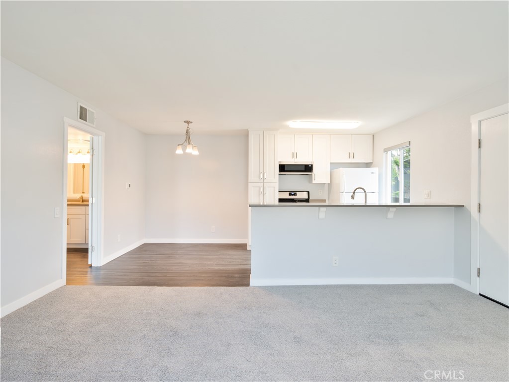 2819 S Fairview F Property Photo 10