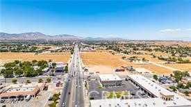 30 E Palmdale Boulevard Property Photo 6
