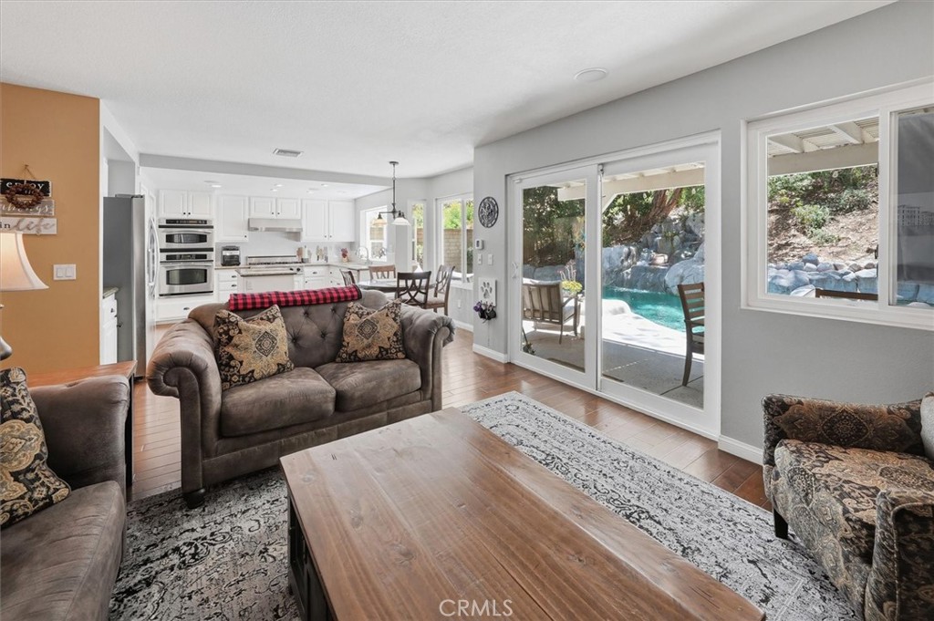 22138 Copper Hill Property Photo 4