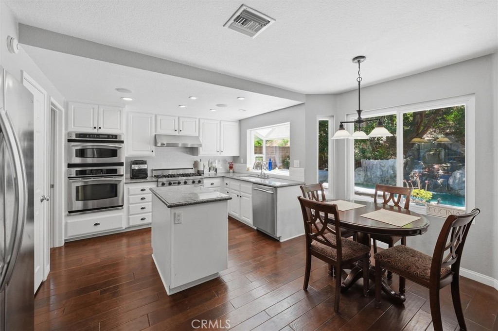 22138 Copper Hill Property Photo 6