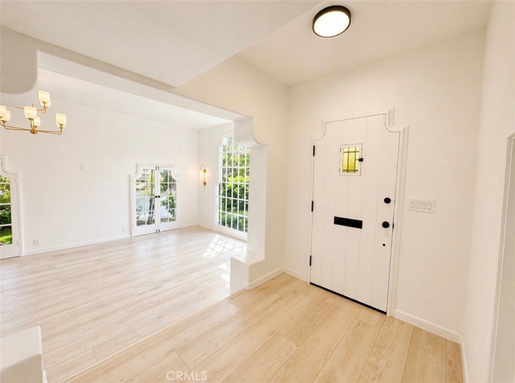 710 Adelaide Place Property Photo 8