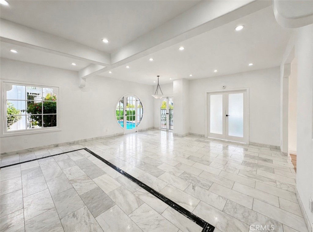 710 Adelaide Place Property Photo 14