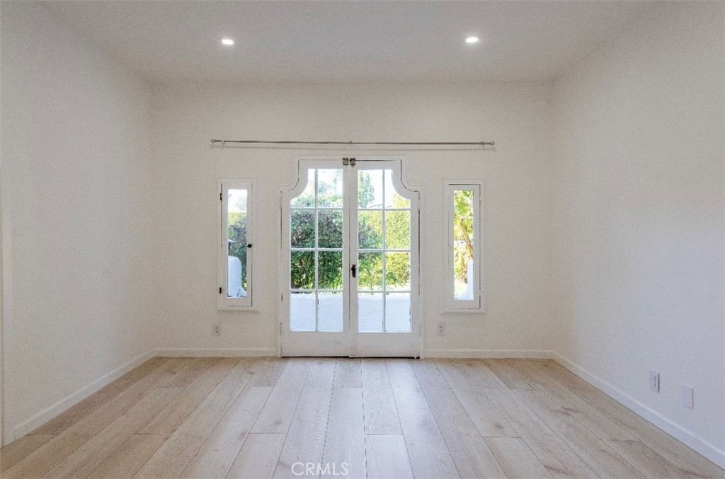 710 Adelaide Place Property Photo 18