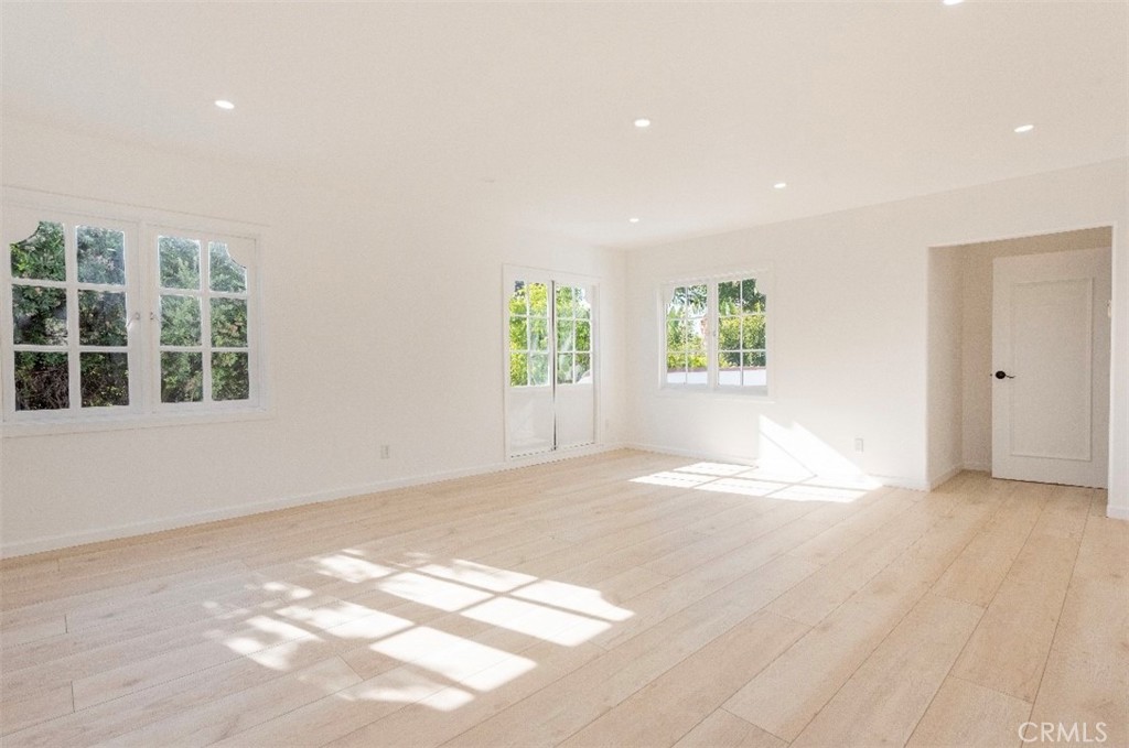 710 Adelaide Place Property Photo 23