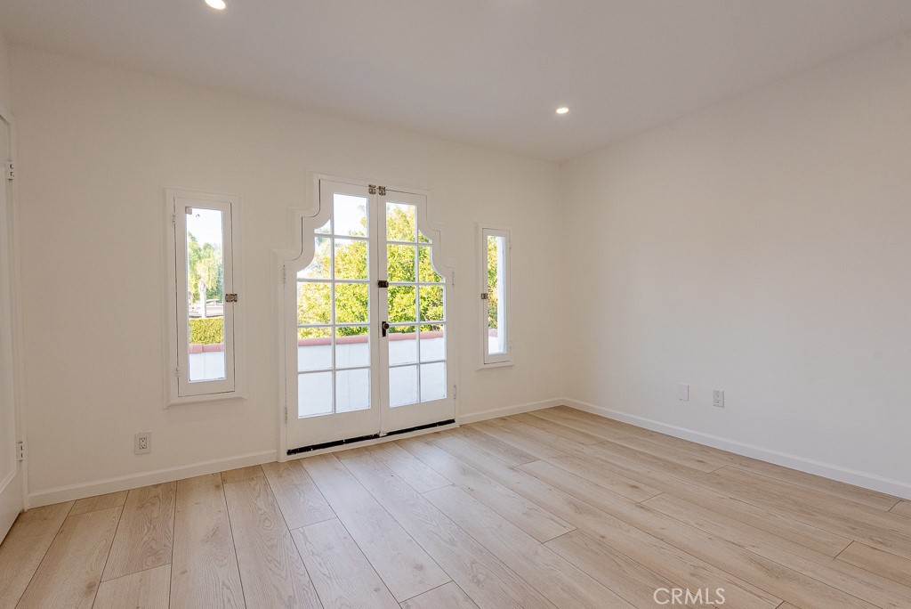 710 Adelaide Place Property Photo 26