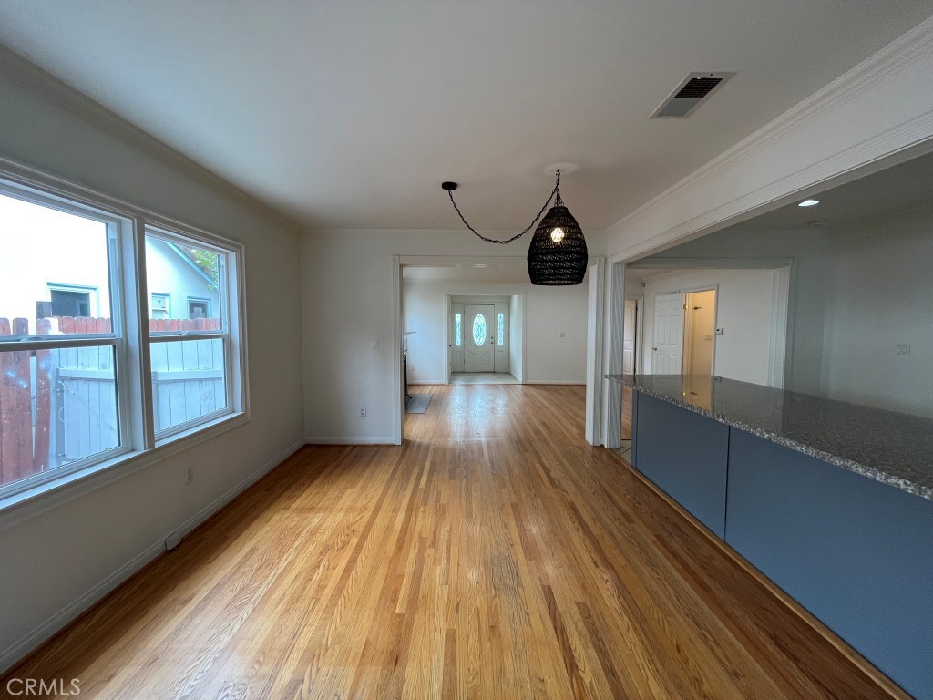 4316 Greenbush Avenue Property Photo 6