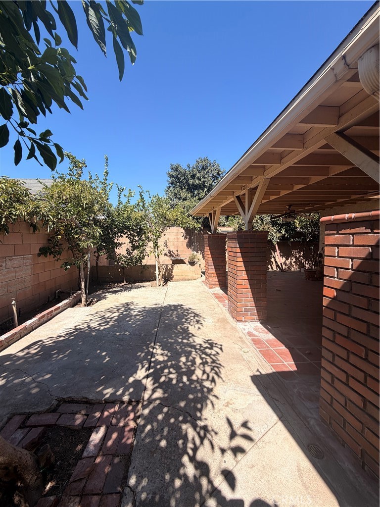 1011 Shadow Property Photo 26