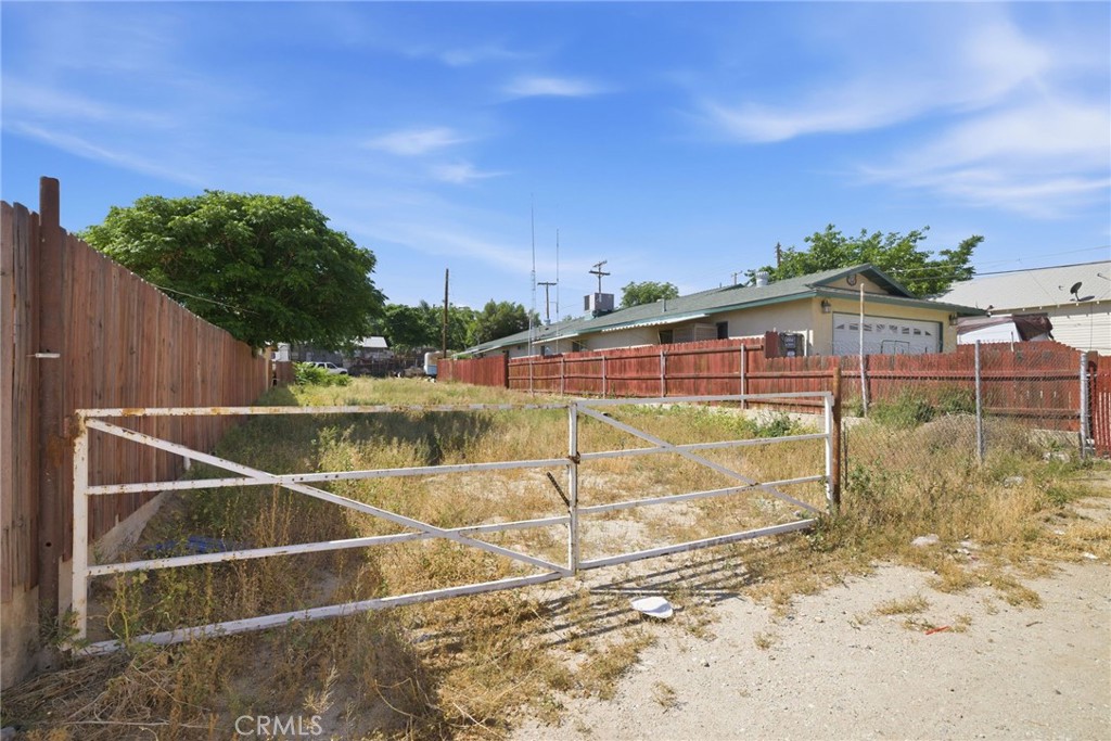 149 Crystal Property Photo 2
