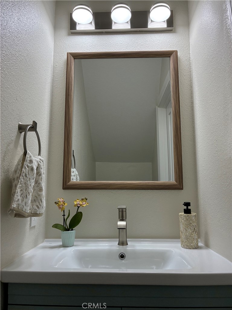 28835 Conejo View Drive Property Photo 14