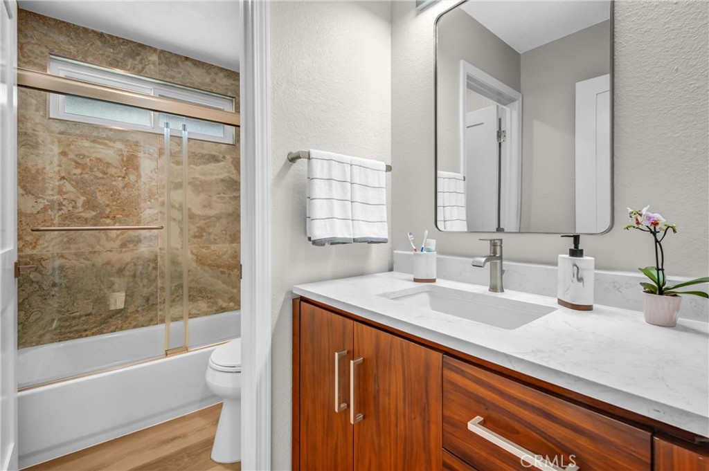 28835 Conejo View Drive Property Photo 16