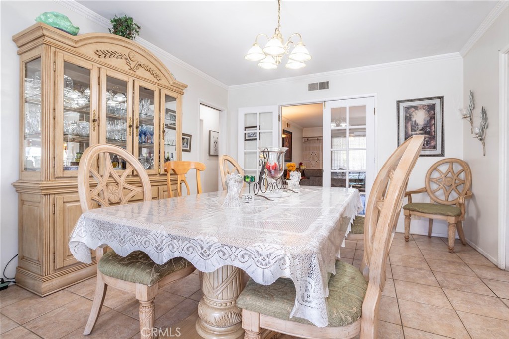 12849 Montague Property Photo 10