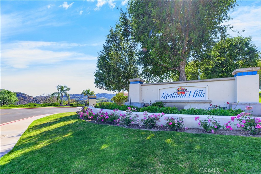21012 Oakriver Property Photo 7